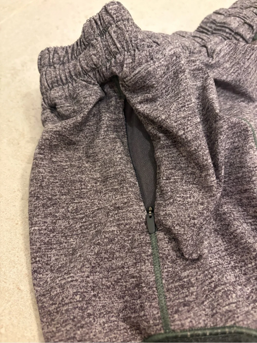 Lululemon Hotty Hot 4” shorts • heathered grey • low-waisted